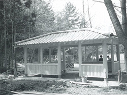京都橘ライオンズクラブ|宝ヶ池公園野鳥の森「橘宝亭」-写真